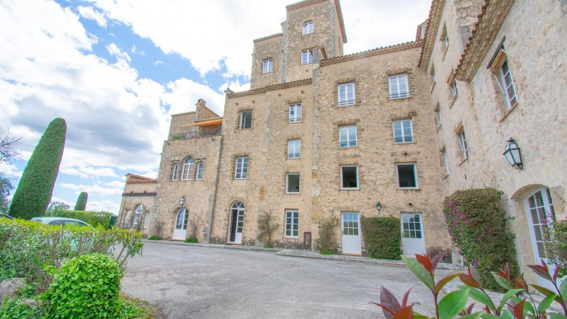 아파트 Chateau Du Puy Tourrettes, 60M, Shared Swimming Pool 프랑스